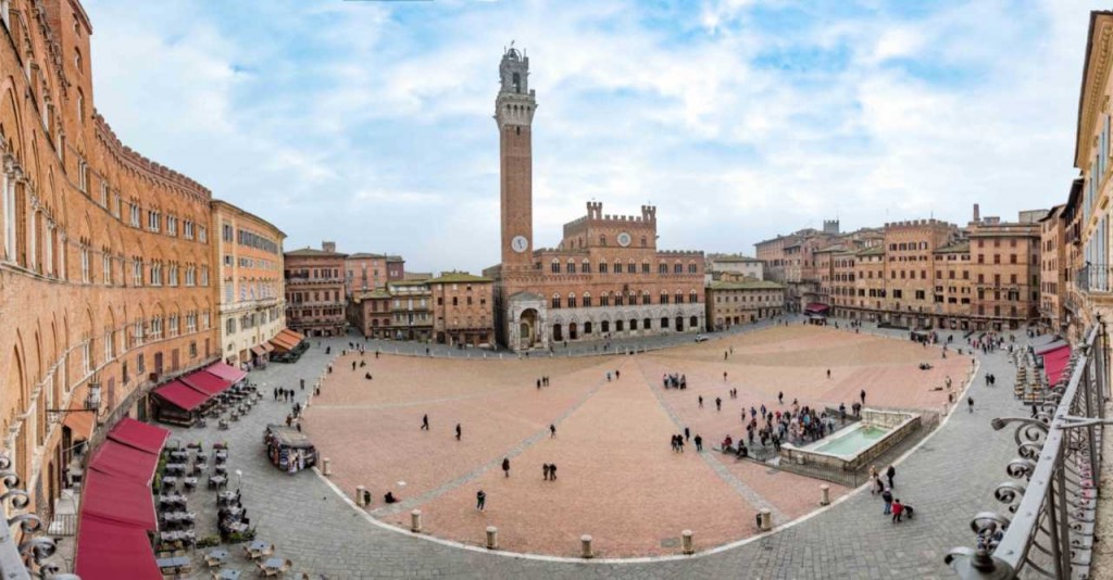 siena_piazza-del-campo_ramirocastroxiques01